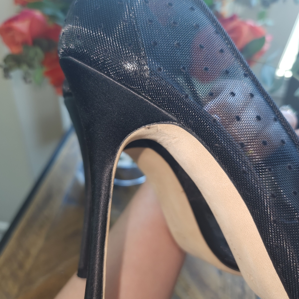 MANOLO BLAHNIK, Mary Jane Pumps